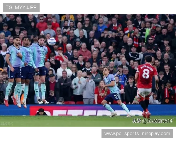 从球场巨星到战术大师足球球星转型教练的成长之路